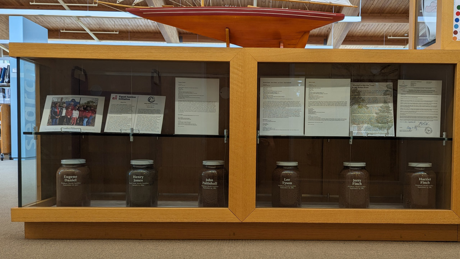 Chatham County Public Library in Pittsboro debuts permanent memorial to area lynching victims - Vimarsana News