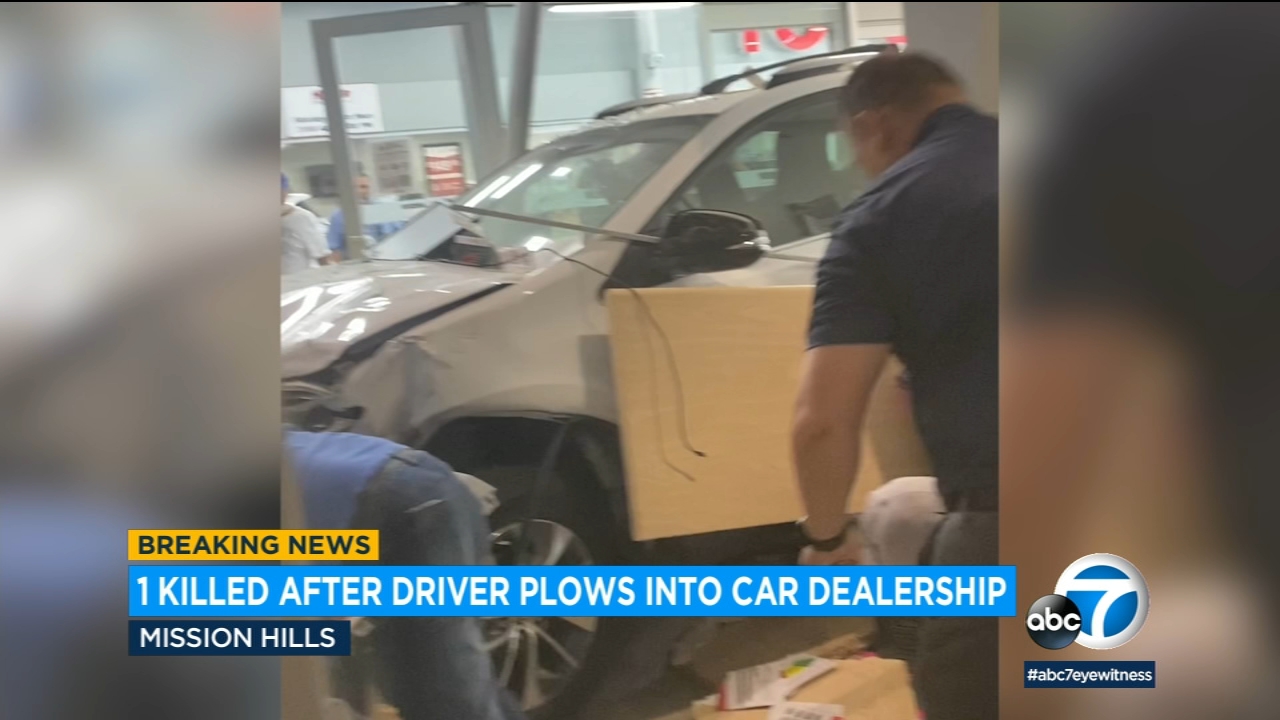 1 killed after driver slams into Toyota dealership in Mission Hills