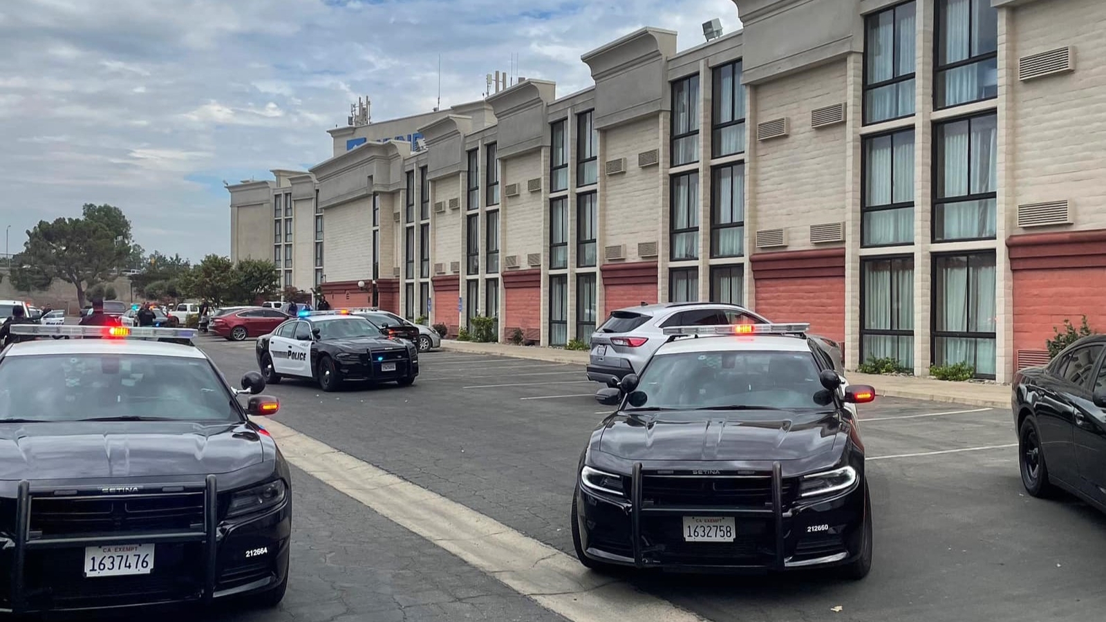 Man arrested for making terrorist threats at Visalia hotel police say