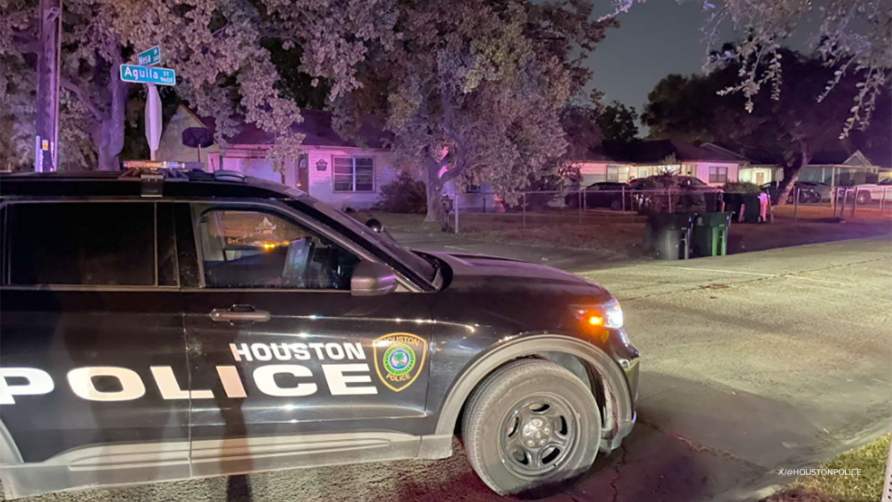 Houston shooting today: 2 people driven to the hospital after shots fired on Aguila Street near Mesa Drive - Vimarsana News