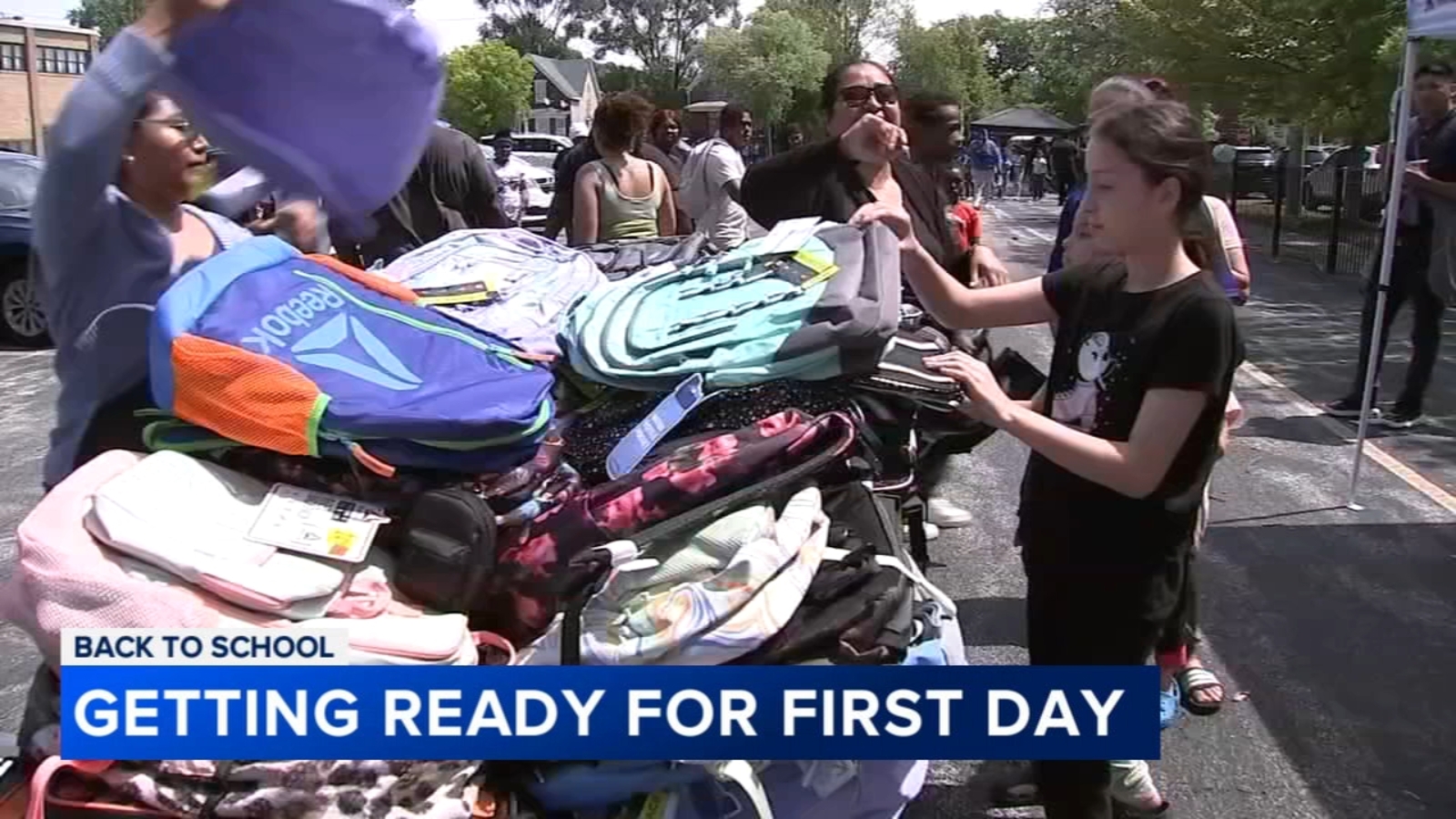 Chicago events in Englewood, Austin get kids ready to go back to school as summer winds down - Vimarsana News