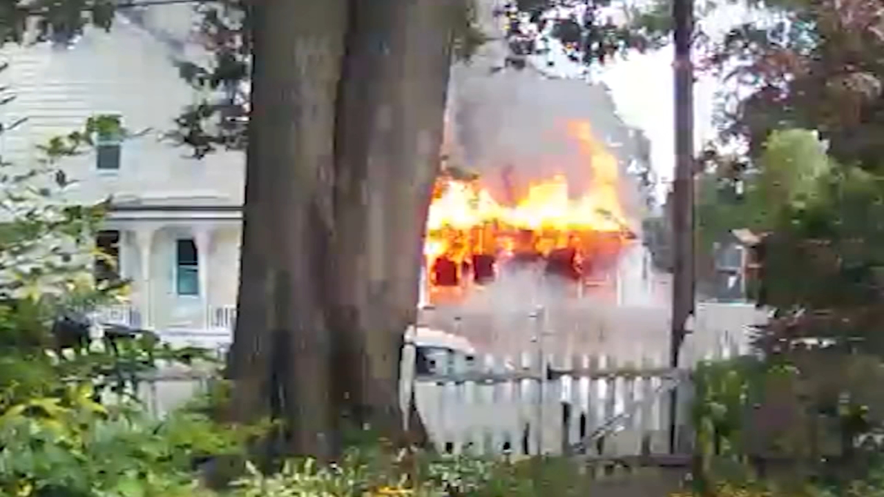 3 firefighters injured, 3 homes damaged after fire erupts in Mt. Holly, NJ