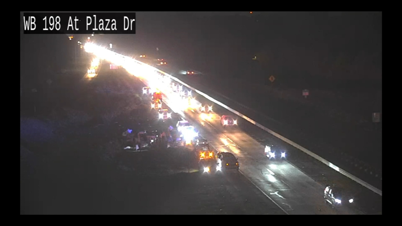 3 people killed in truck crash in Visalia, CHP says
