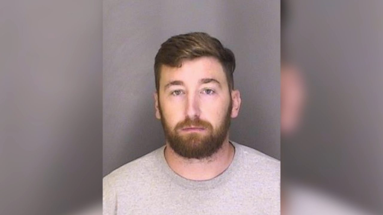 Merced police officer arraigned on kidnapping, robbery charges