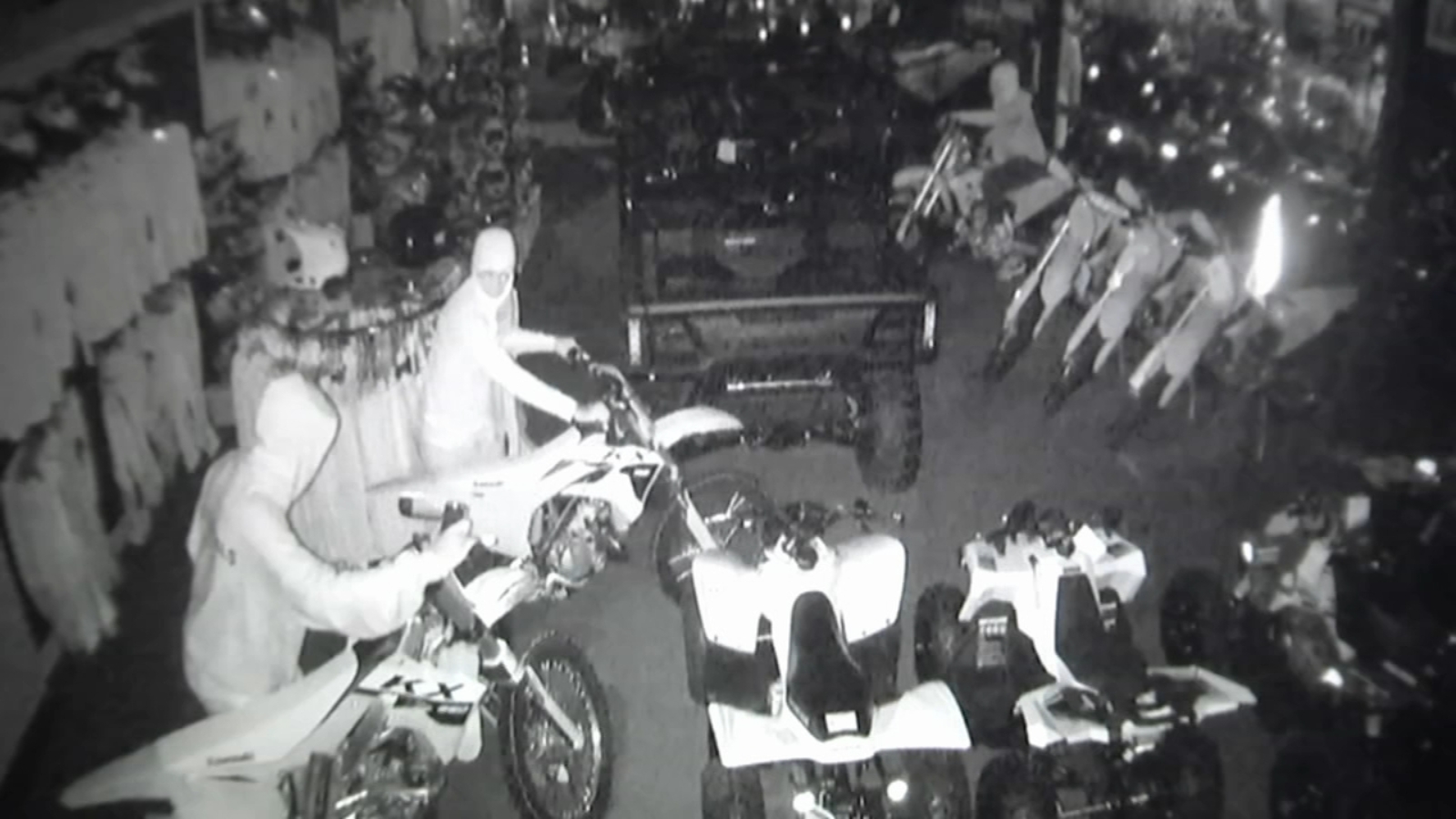 Philadelphia Cycle Center burglarized 5 times in 10 days brazen thieves caught on camera