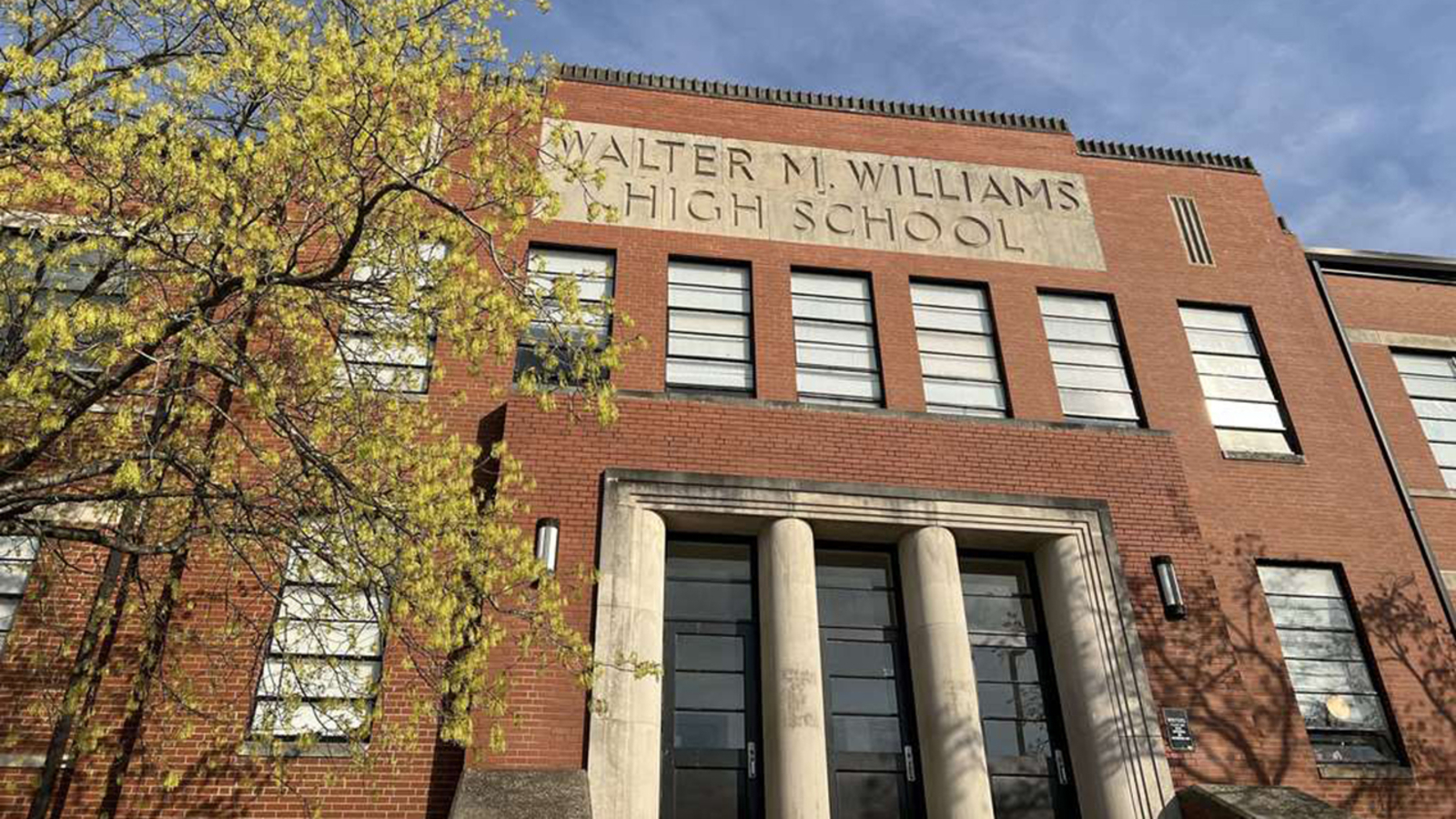 Start of school delayed to Sept. 5 in Alamance-Burlington School System because of mold issues - Vimarsana News