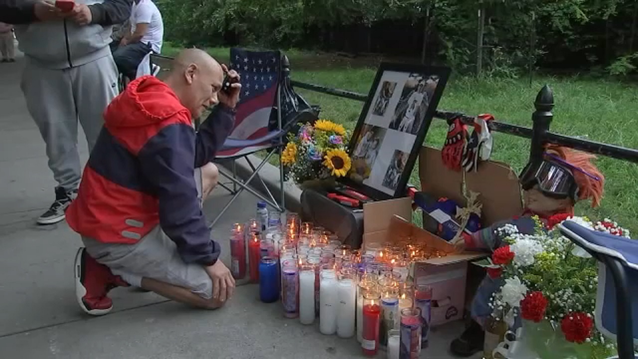 Suspect dies after being knocked off scooter by undercover officer