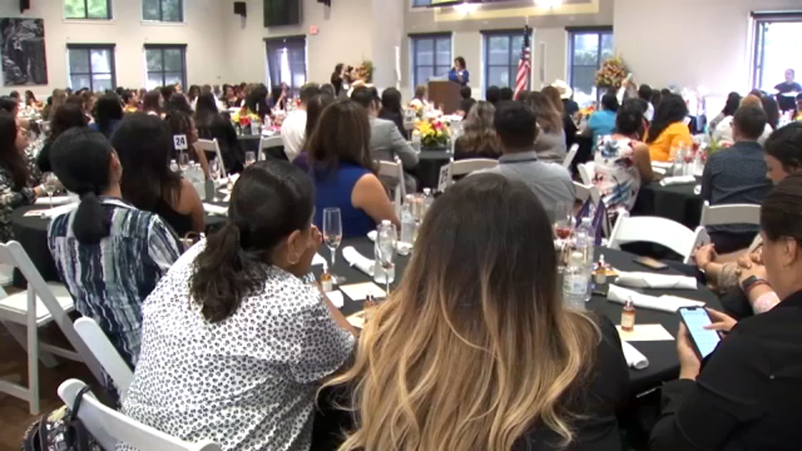 Hundreds gather for 25th Latina Womens Conference in Northwest Fresno