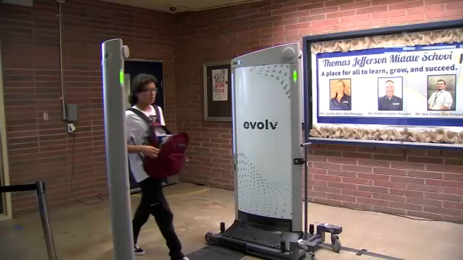 madera-unified-schools-introduce-new-scanners-to-keep-students-safe