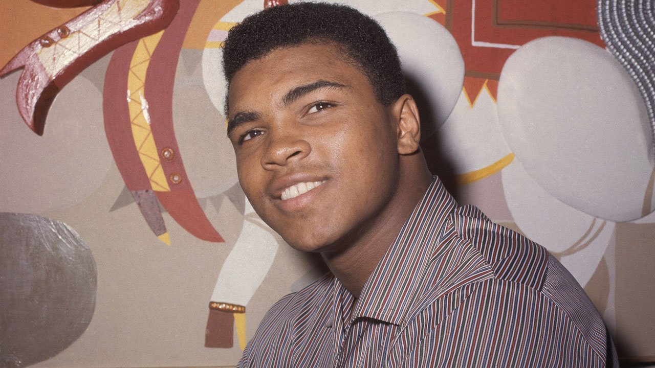 Vigil held for Muhammad Ali at LA mosque he helped build