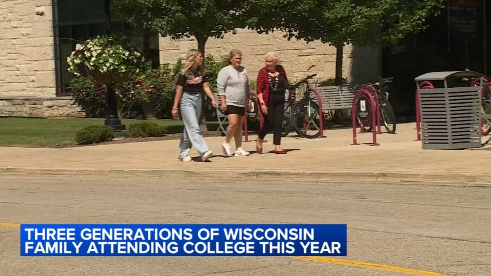 Grandmother mother and 2 daughters enroll at Wisconsin college together