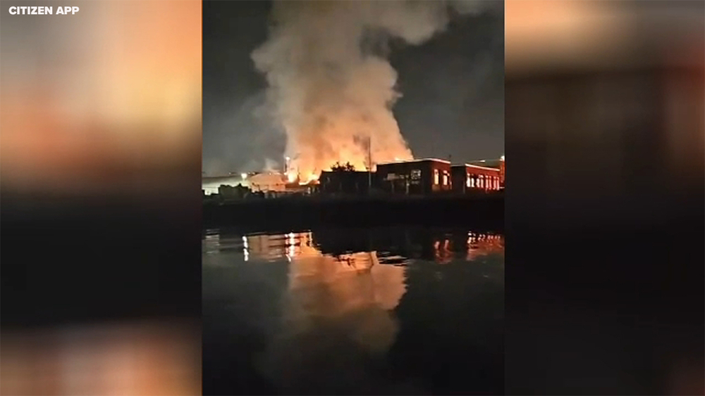 2 firefighters injured while battling blaze at DOT warehouse in Queens