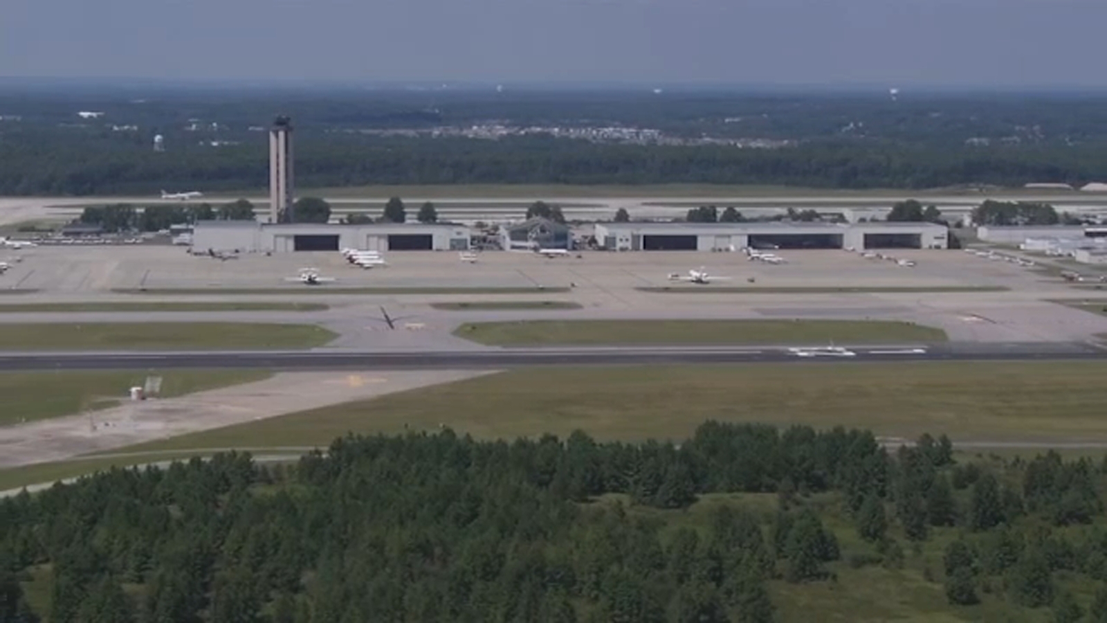 RDU expansion | FAA approves $500M plan to replace Raleigh-Durham International Airport's main runway - Vimarsana News