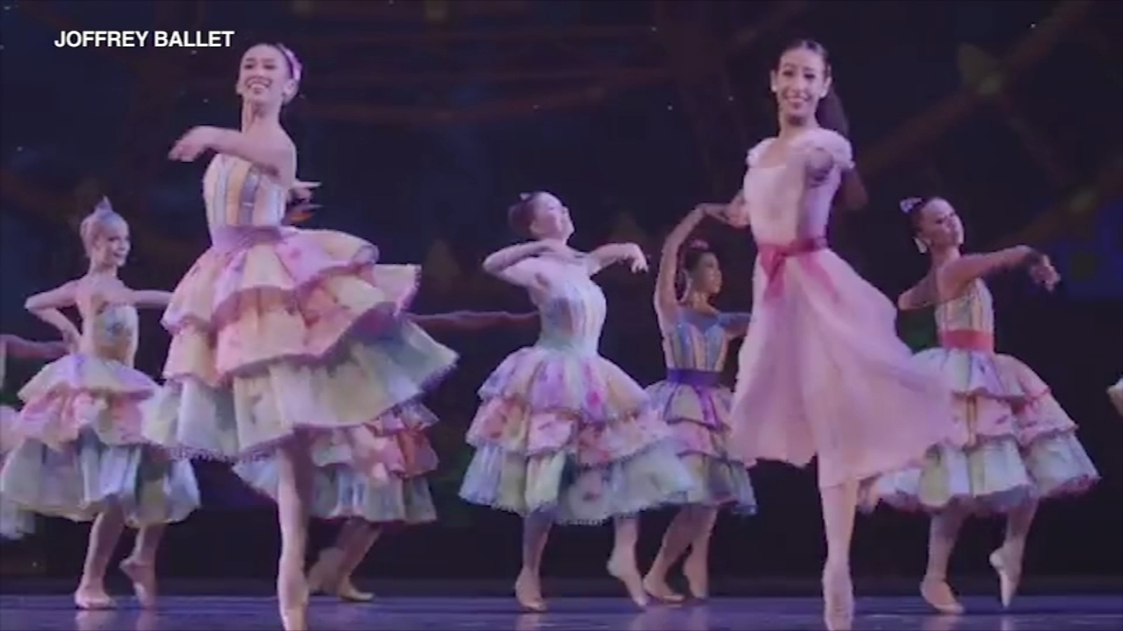 Joffrey Ballet Chicago to begin auditions for 'The Nutcracker' children's cast Wednesday ABC7