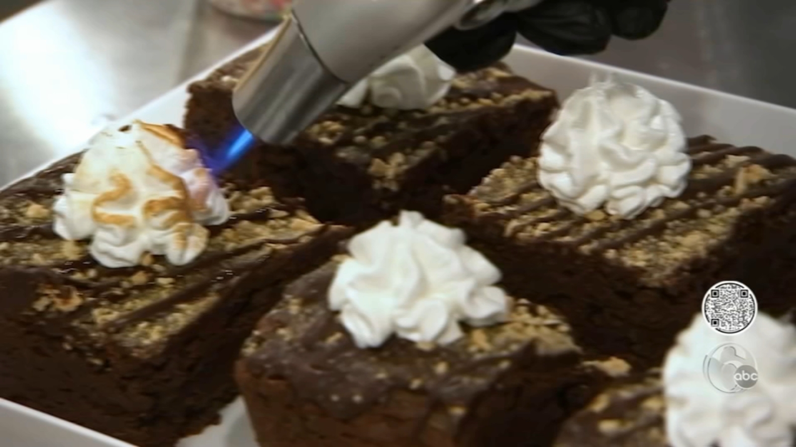 Doctor turned baker opens Mia and Maddie's Bakery in Easton 6abc