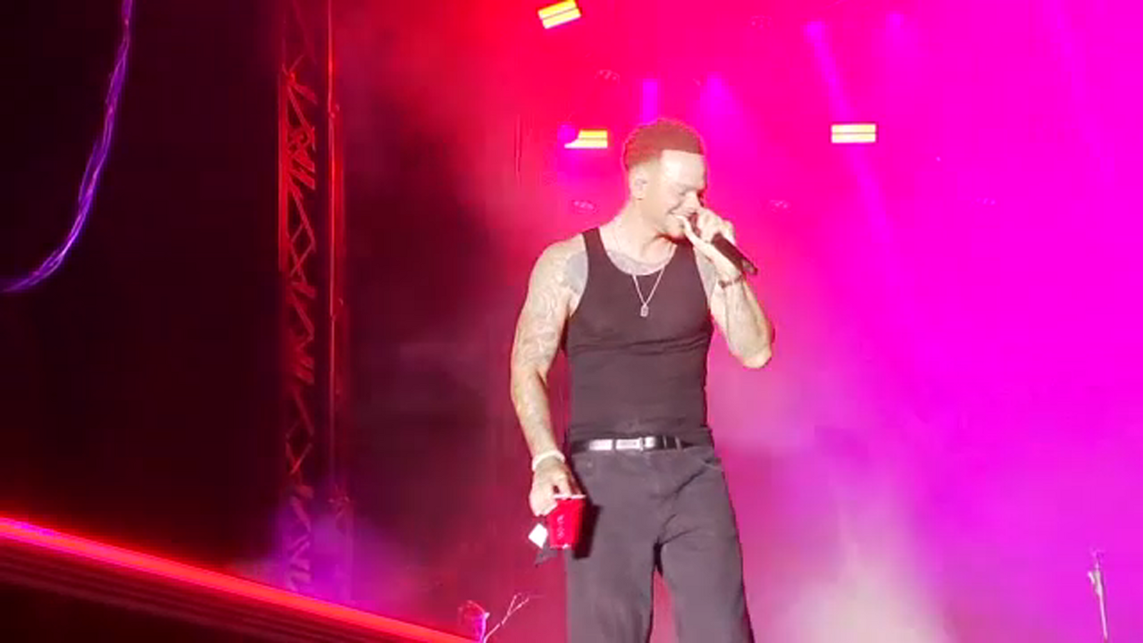 Kane Brown draws big crowd for Fresno's Boots in the Park ABC30 Fresno