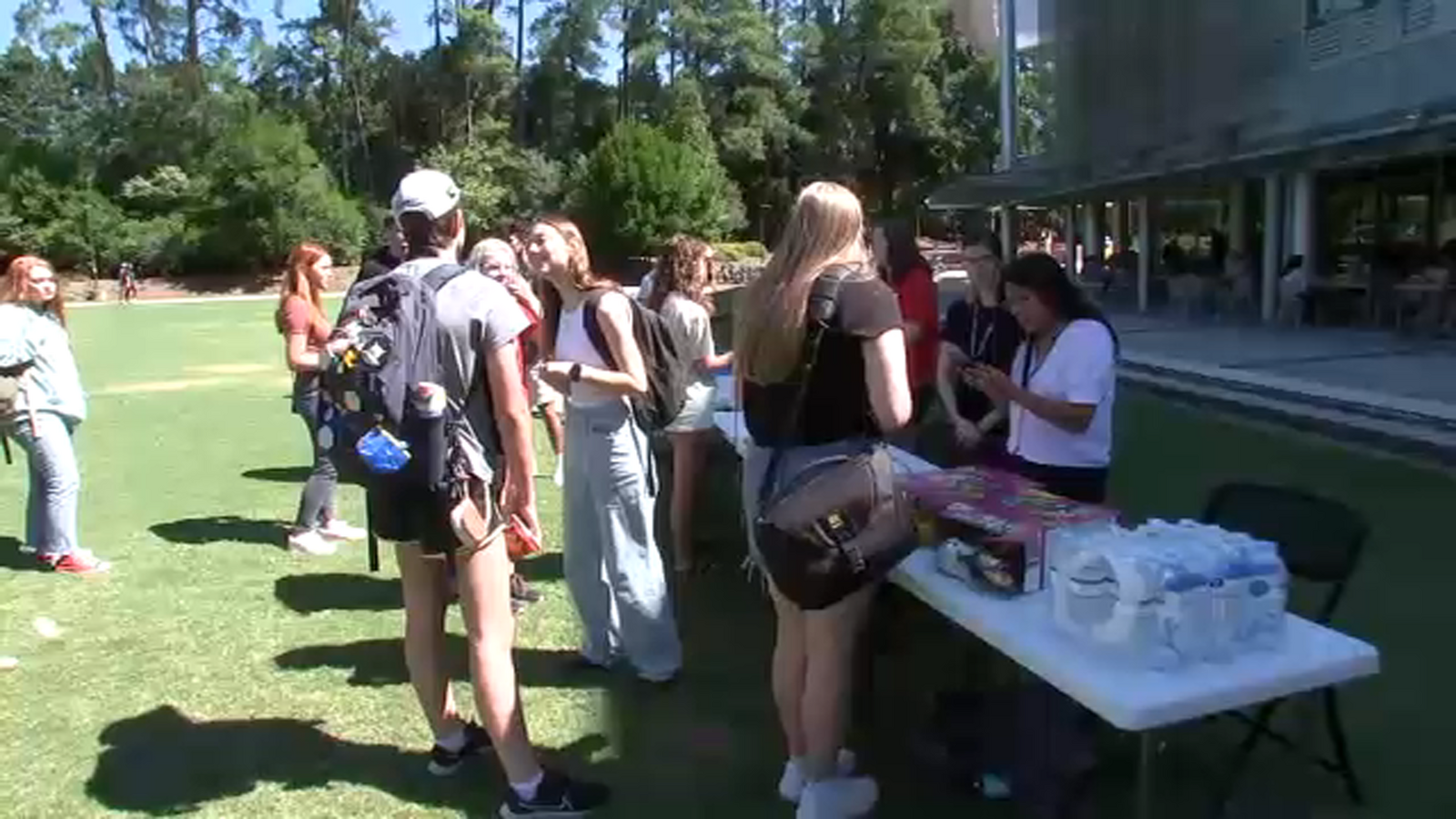 North Carolina students walk out of class to protest gun violence - Vimarsana News