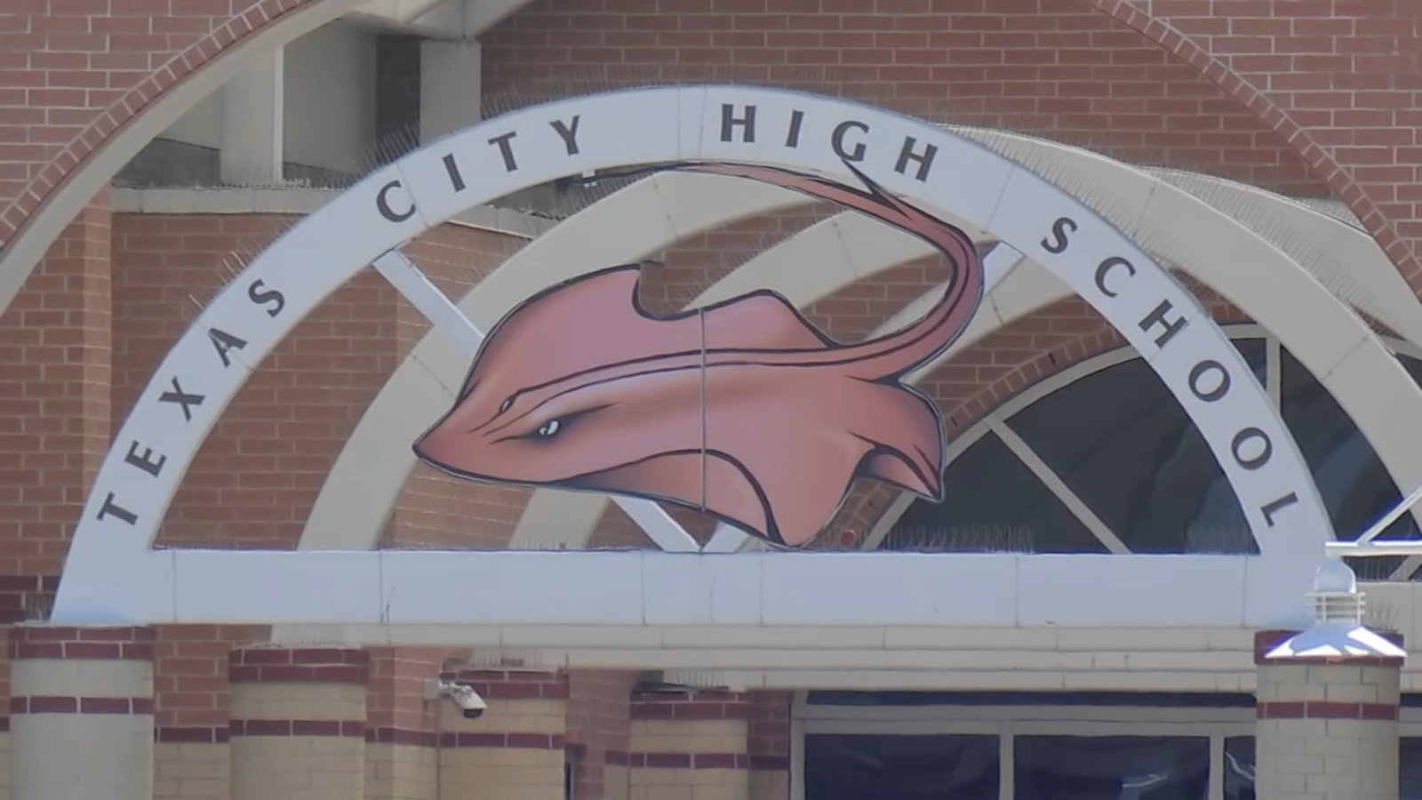 Texas City HS gun threat Student suspended, faces legal punishment