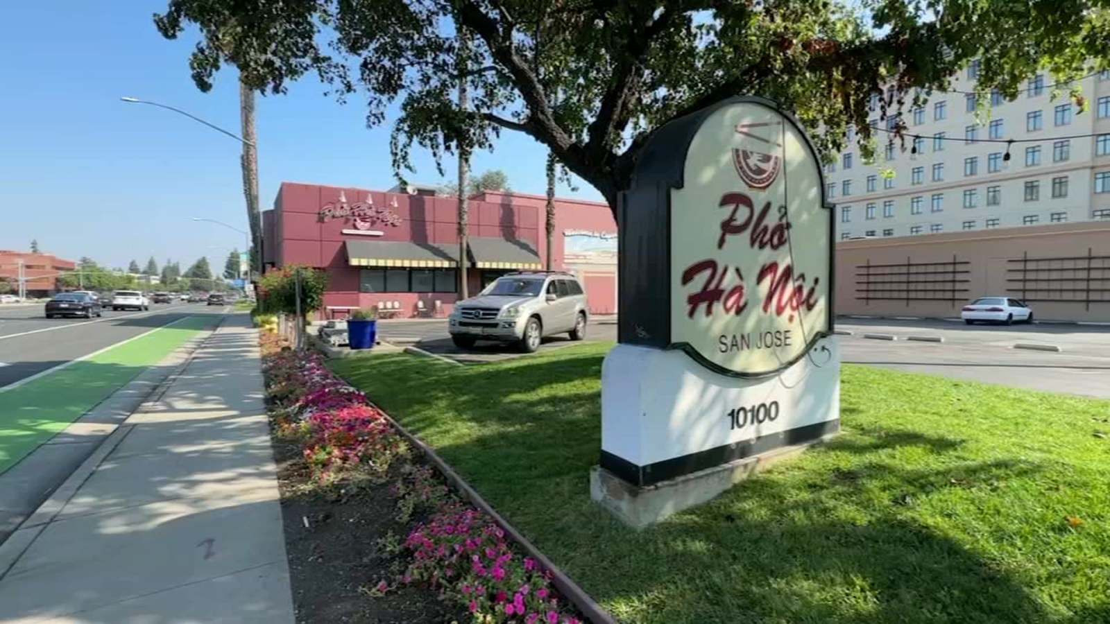 Cupertino restaurant sparks outrage after new gratuity policy implemented