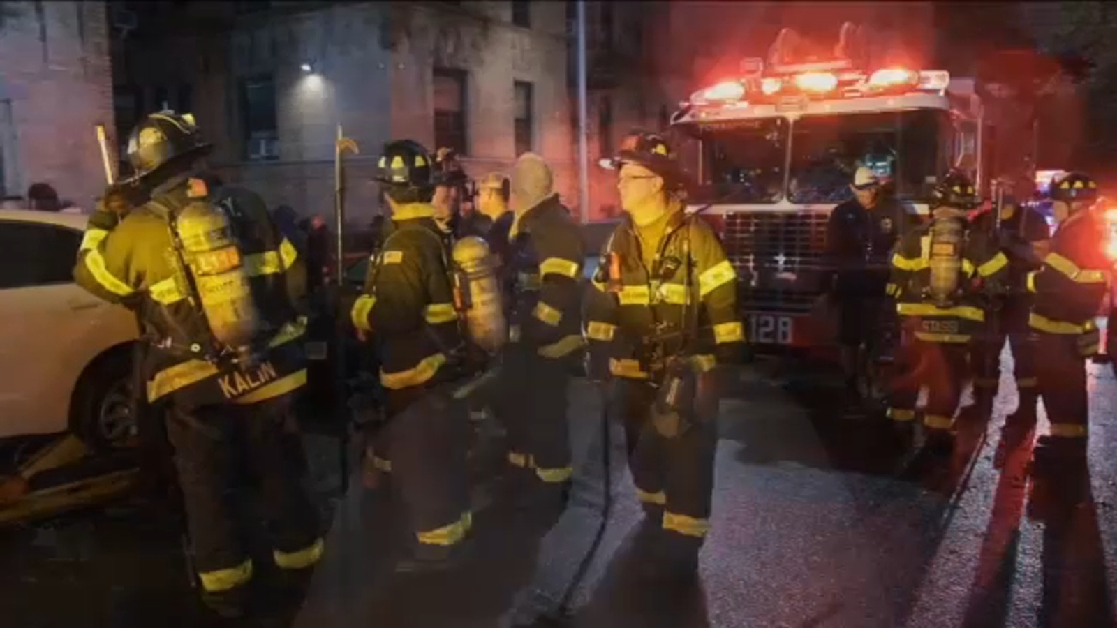 Firefighter among 2 people injured in apartment fire in Sunnyside, Queens - Vimarsana News
