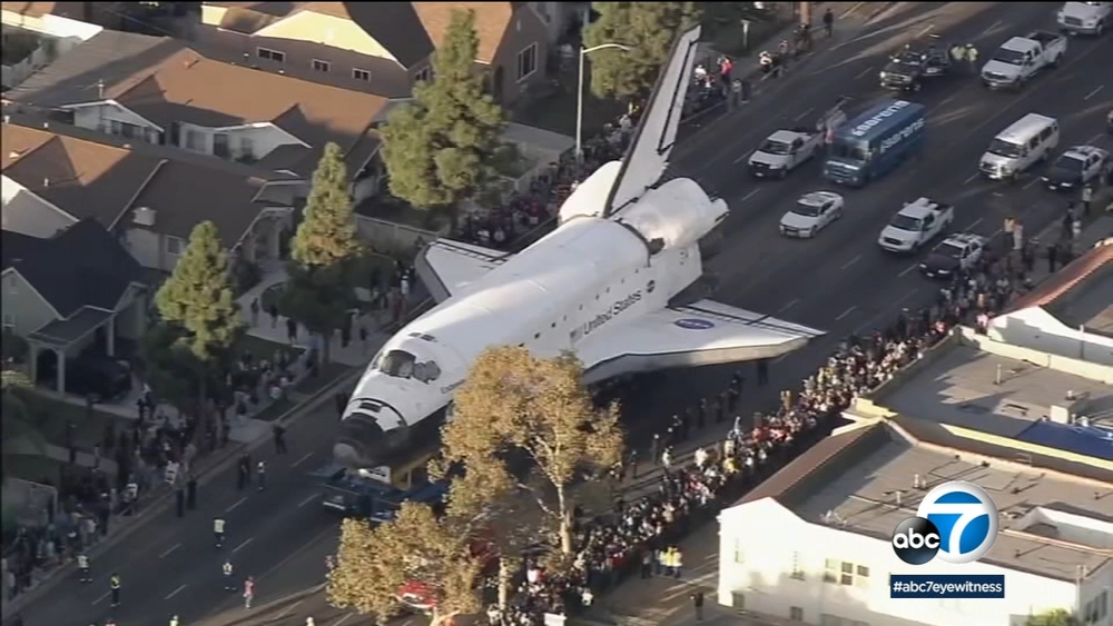 Space Shuttle Endeavour: A look inside before move to vertical display