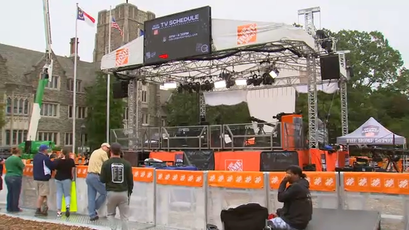 Fans excited as College GameDay visits No. 17 Duke for game vs. No. 11 Notre Dame - Vimarsana News