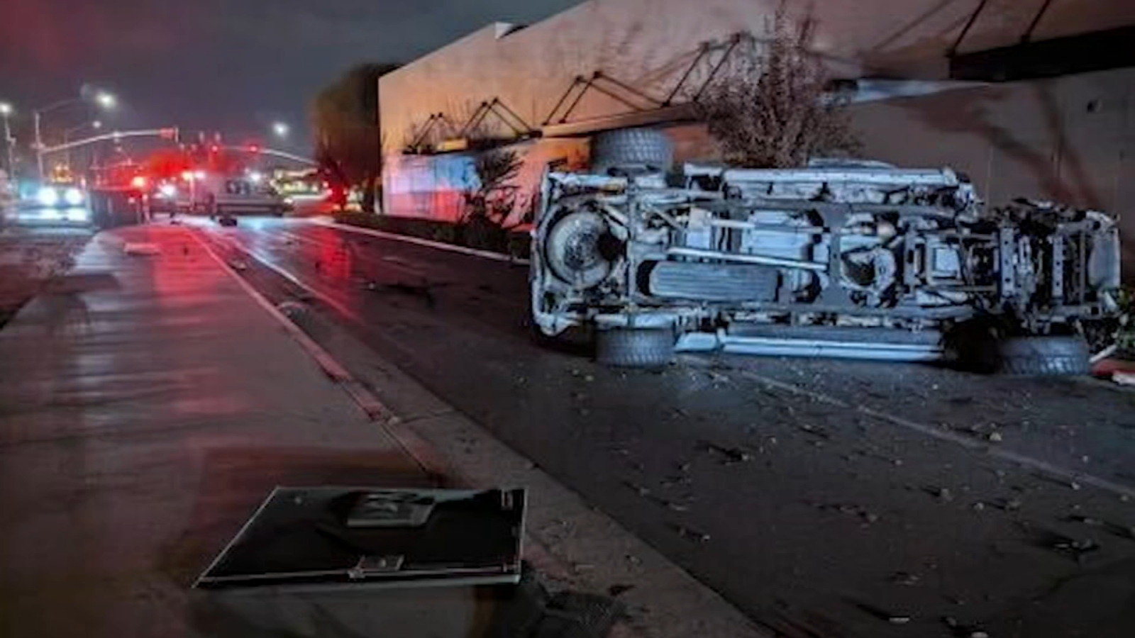 Suspected DUI crash causes businesses to lose power in northwest Fresno Suspected DUI crash causes businesses to lose power in northwest Fresno