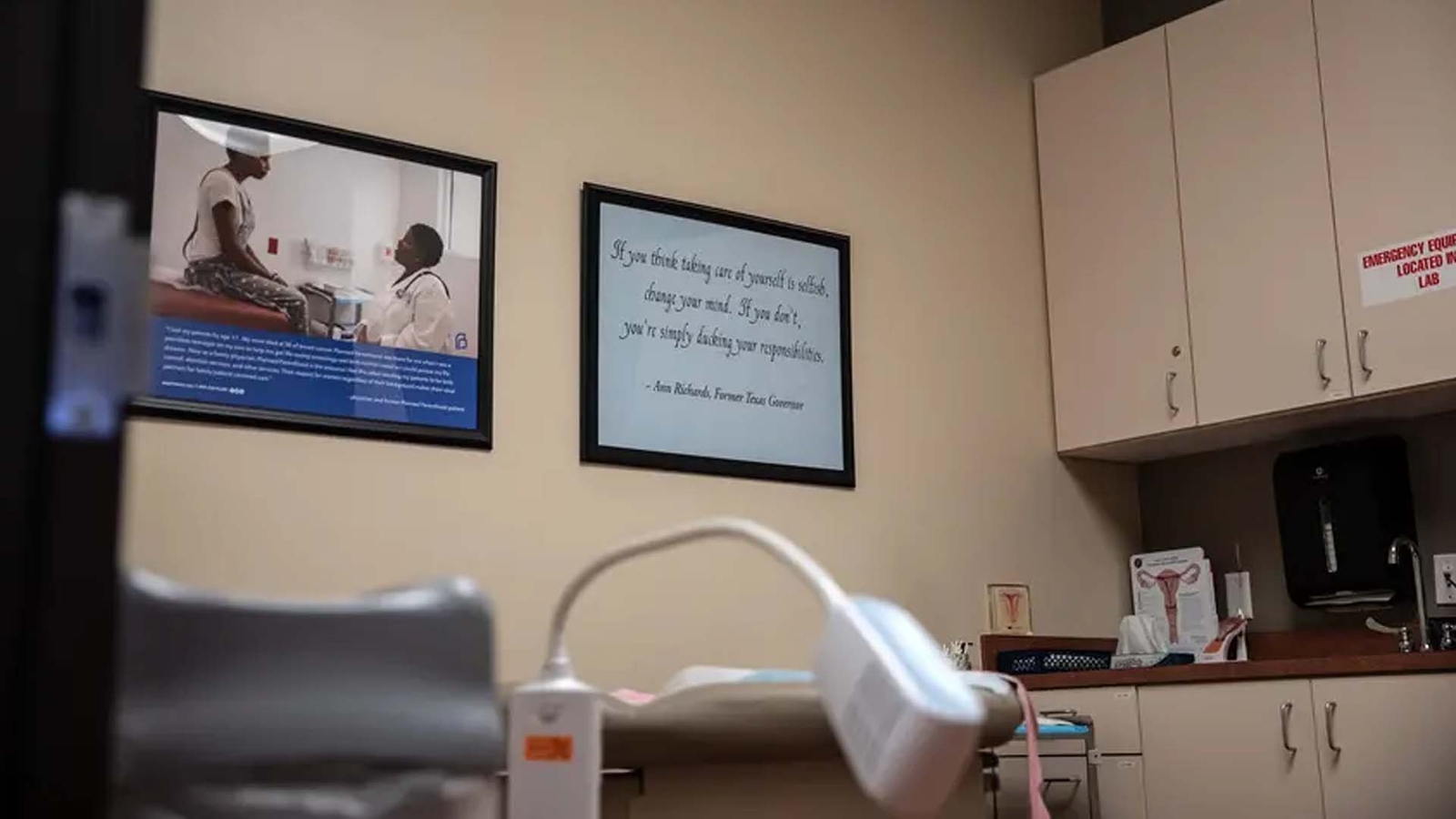 Abortion laws in Texas 2023: How new state regulations impact birth control access more than 1 year after Roe v. Wade overturned - Vimarsana News