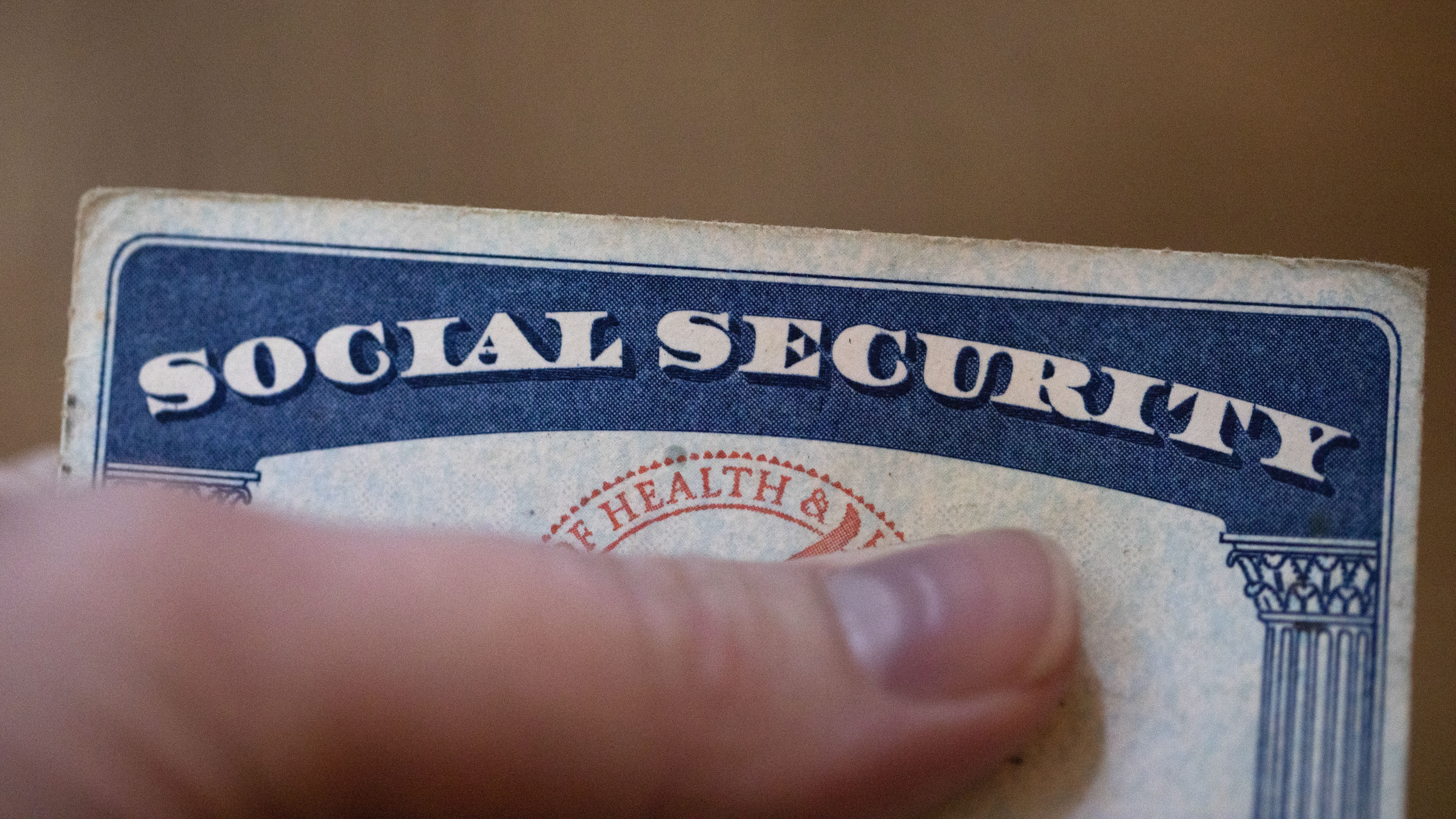 Social Security benefits will increase by 3.2% in 2024 as inflation  moderates - ABC30 Fresno