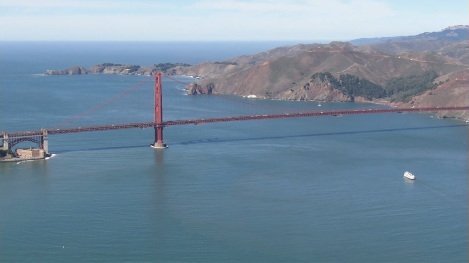 SAGAFTRA strike support rally underway at SF Golden Gate Bridge as negotiations suspended