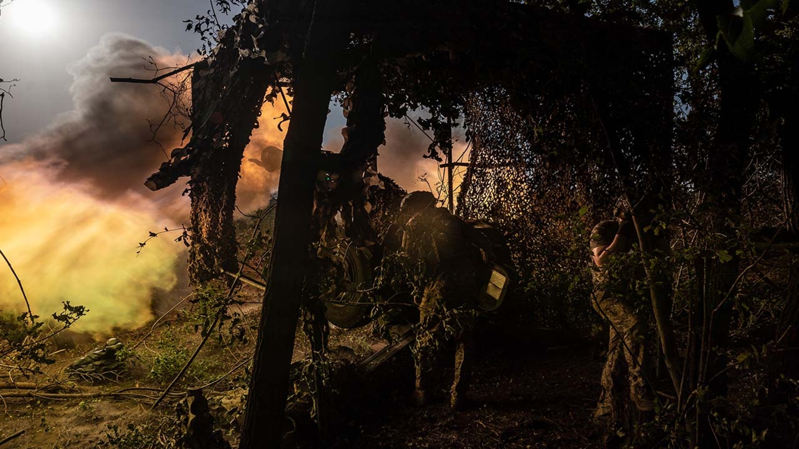 Russia mounts largest assault in months in eastern Ukraine - ABC7 New York