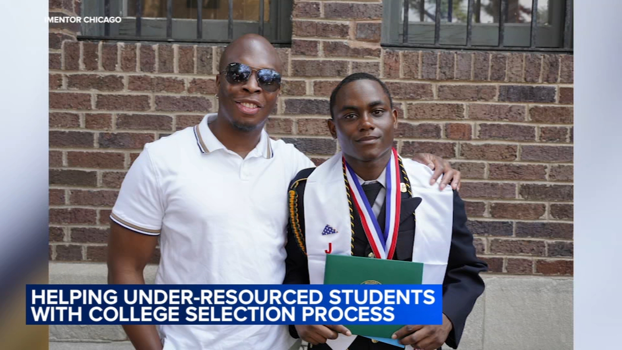 Mentor program helps under-served students with college applications