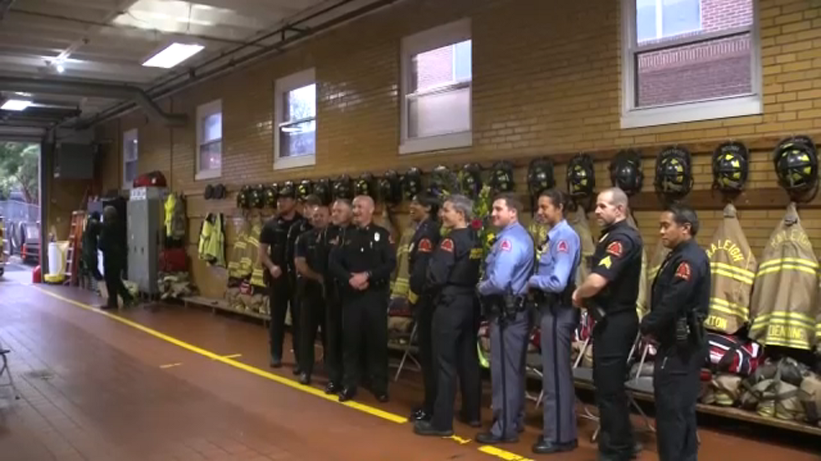 First responders, hospital workers honored for their service 1 year after Raleigh mass shooting - Vimarsana News