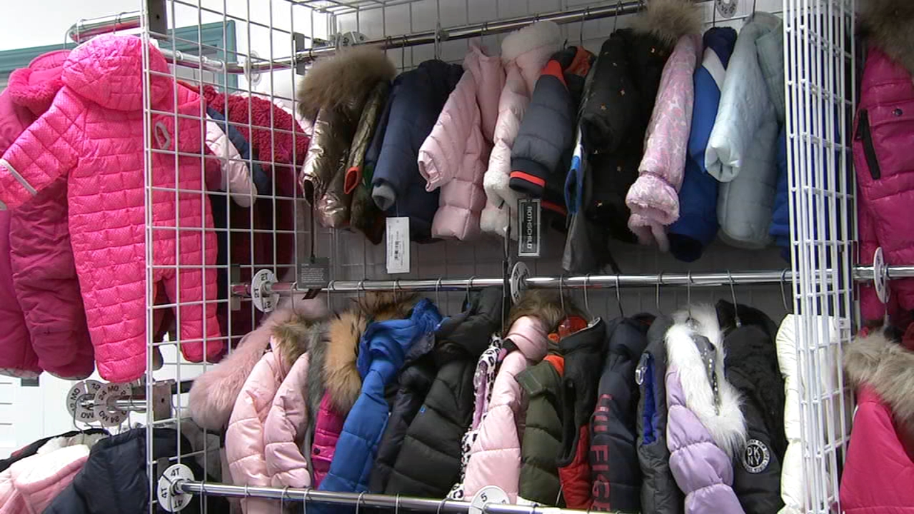 Winter clothes donated to Chicago migrant children