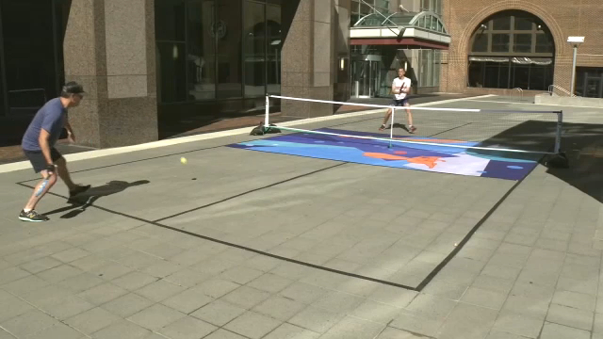 Pickleball court opens in Downtown Raleigh