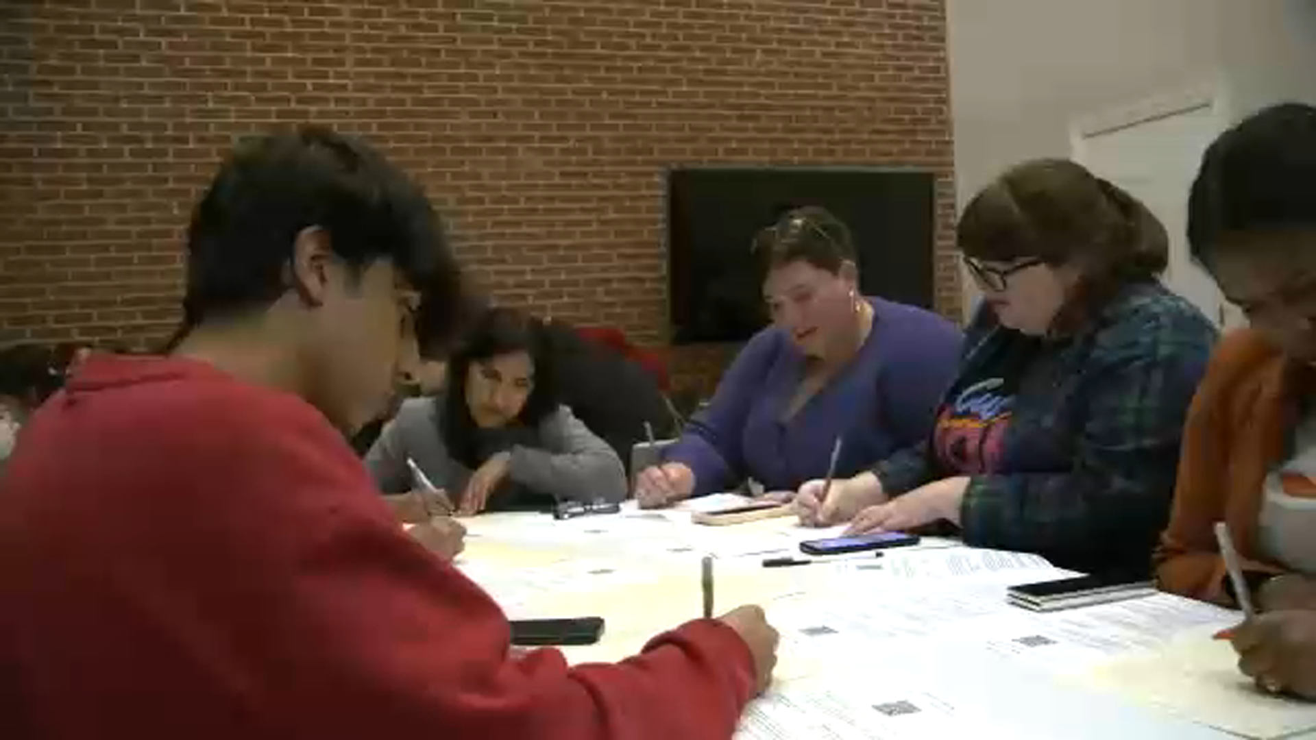Community members write letters to congressman calling for ceasefire