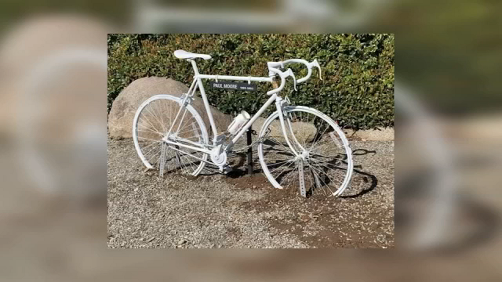 Memorial for Fresno bicyclist vandalized near Woodward Park