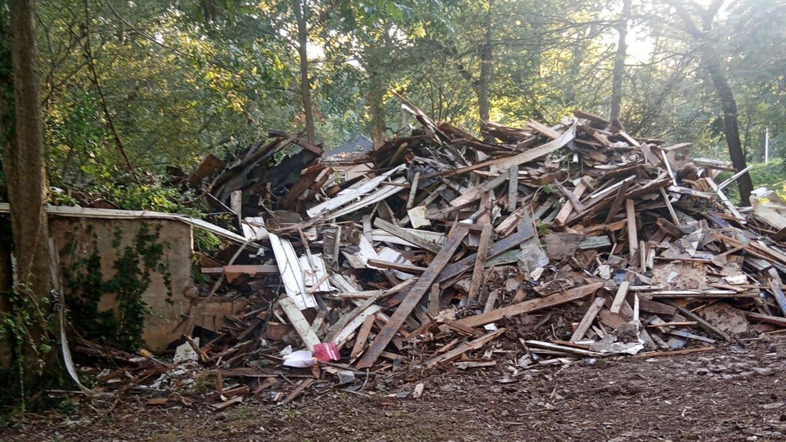 Wrong house demolition | Woman returns from vacation, learns crew wrongly demolished longtime family home she owned - Vimarsana News