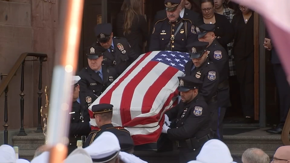 Philadelphia police officer Sgt. Richard Mendez, killed in airport garage shooting, laid to rest
