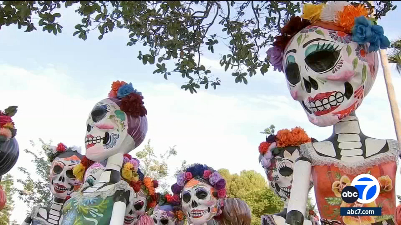 Hollywood Forever Cemetery se prepara para celebrar el Dia de Muertos