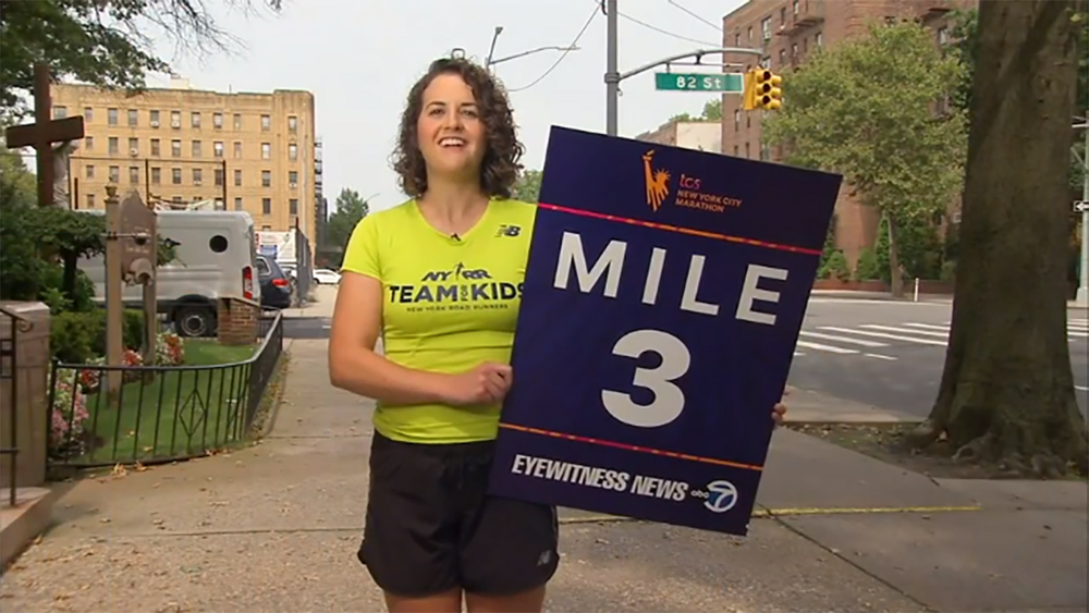 2023 TCS New York City Marathon-  Mile 3