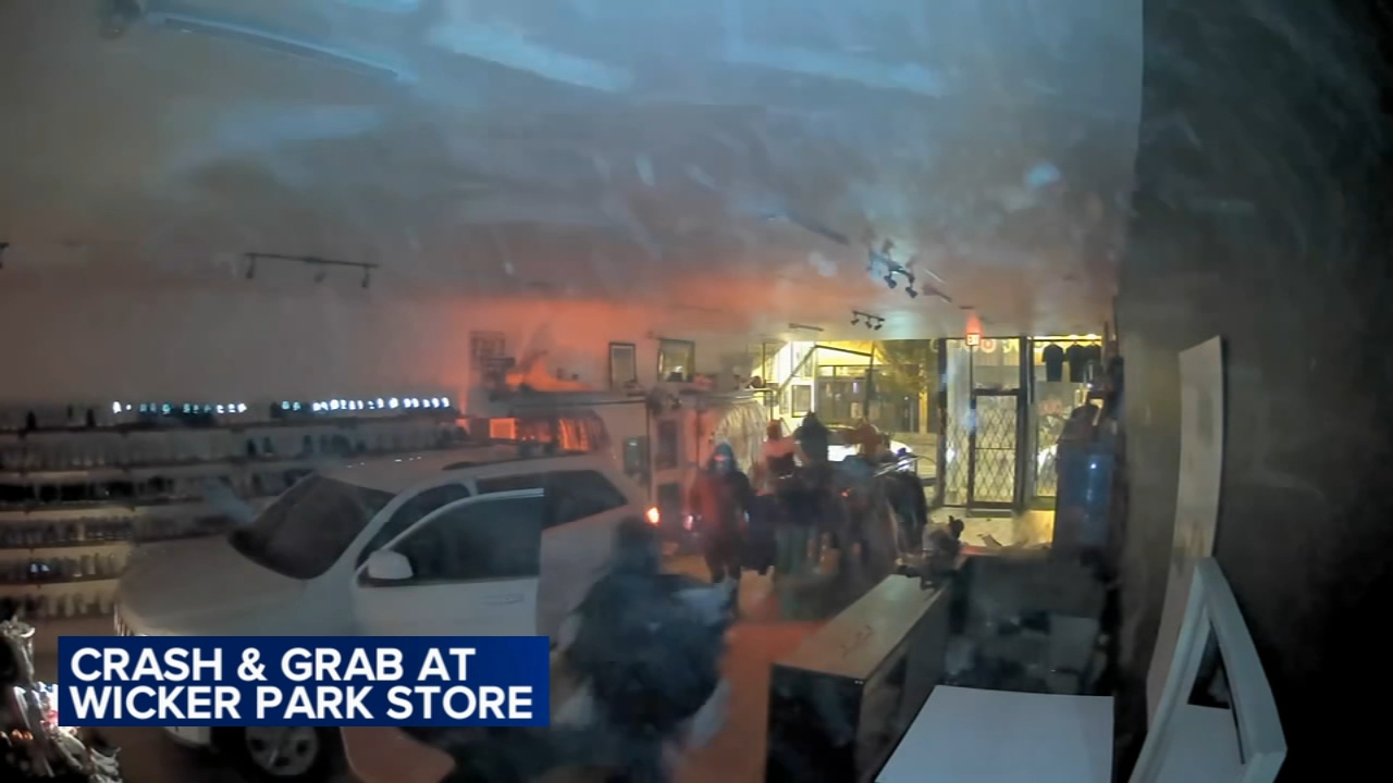 Wicker Park store hit by crash-and-grab burglars