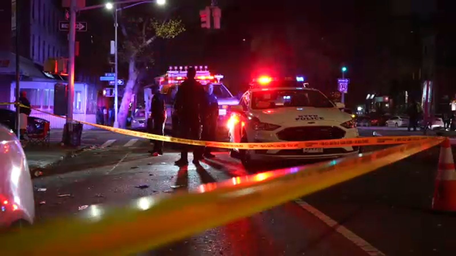 Man stabbed twice during deadly attack in Harlem Man stabbed twice during deadly attack in Harlem