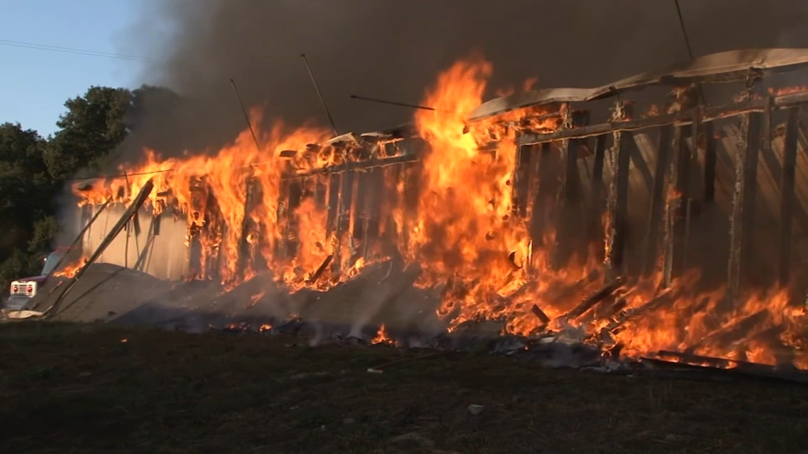 Red Flag conditions cause fires to spread at multiple fire-prone Bay Area locations Sunday - Vimarsana News