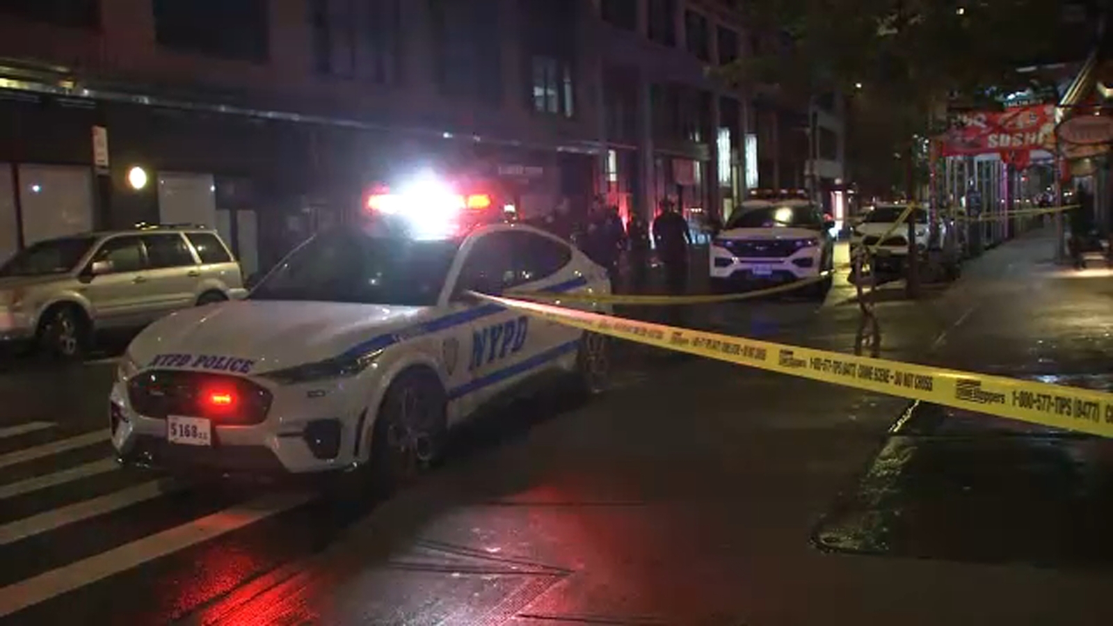 Man shot in the leg in front of Chelsea high-rise building - ABC7 New York