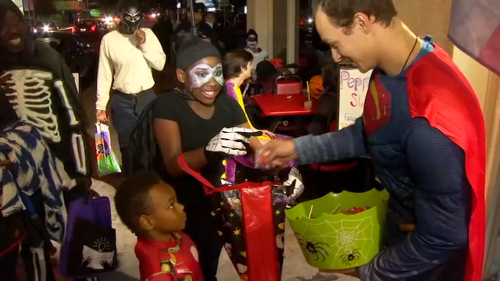 Tips for staying safe this Halloween while trick-or-treating