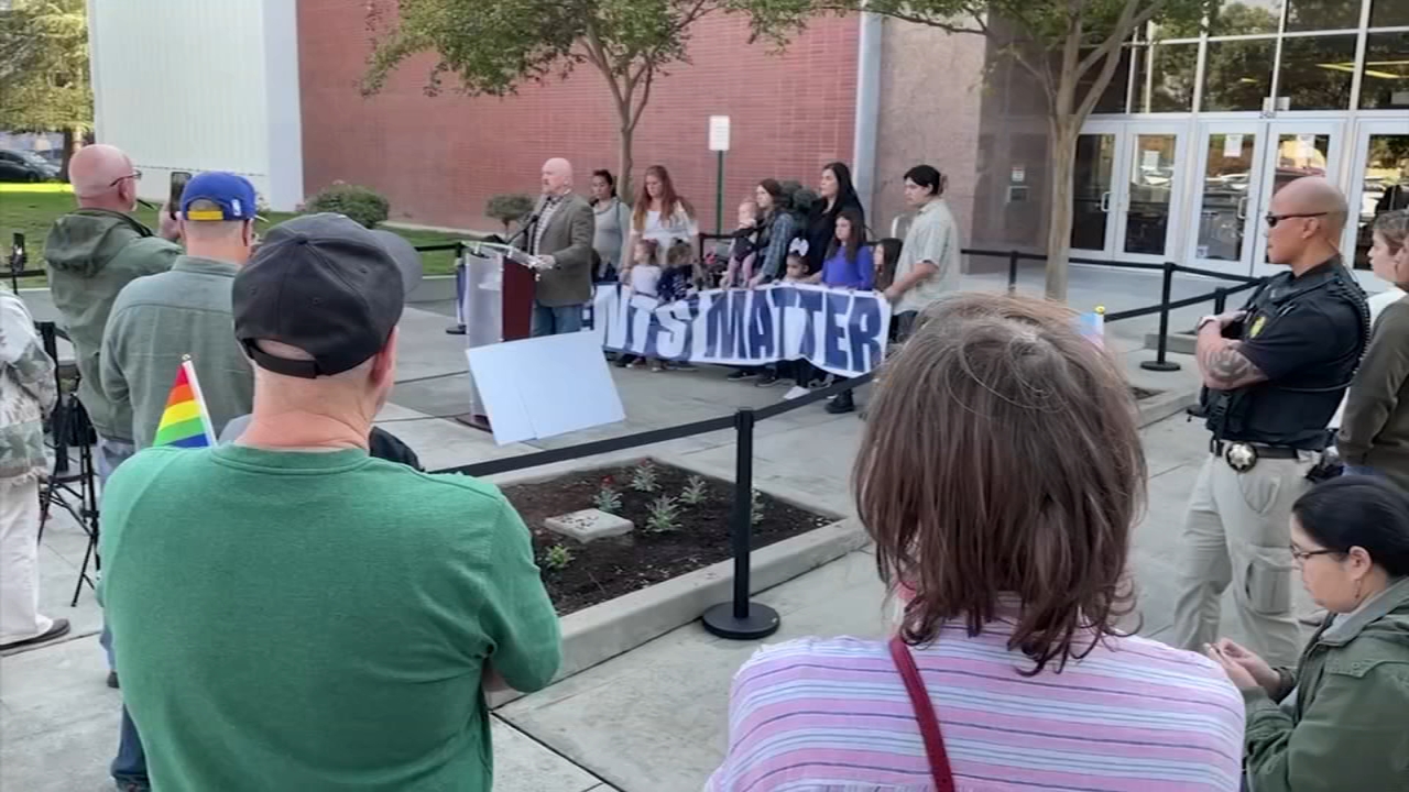 Fresno County supervisor introduces proposal to check children's books at libraries