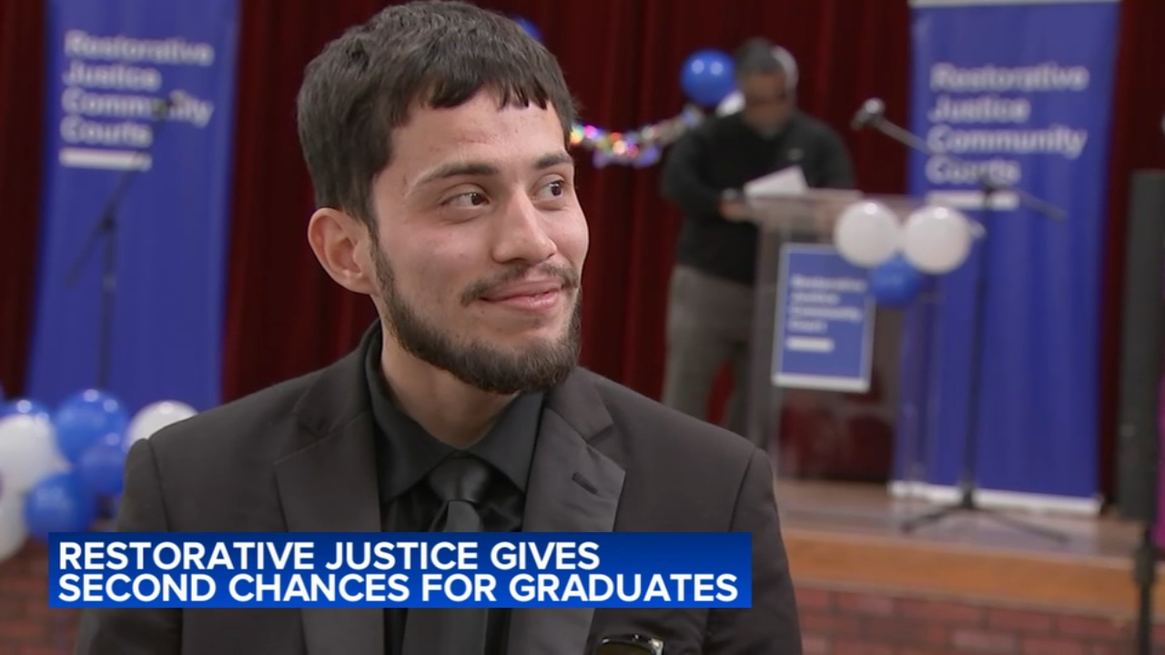 Chicago restorative justice program gives graduates chance to change life