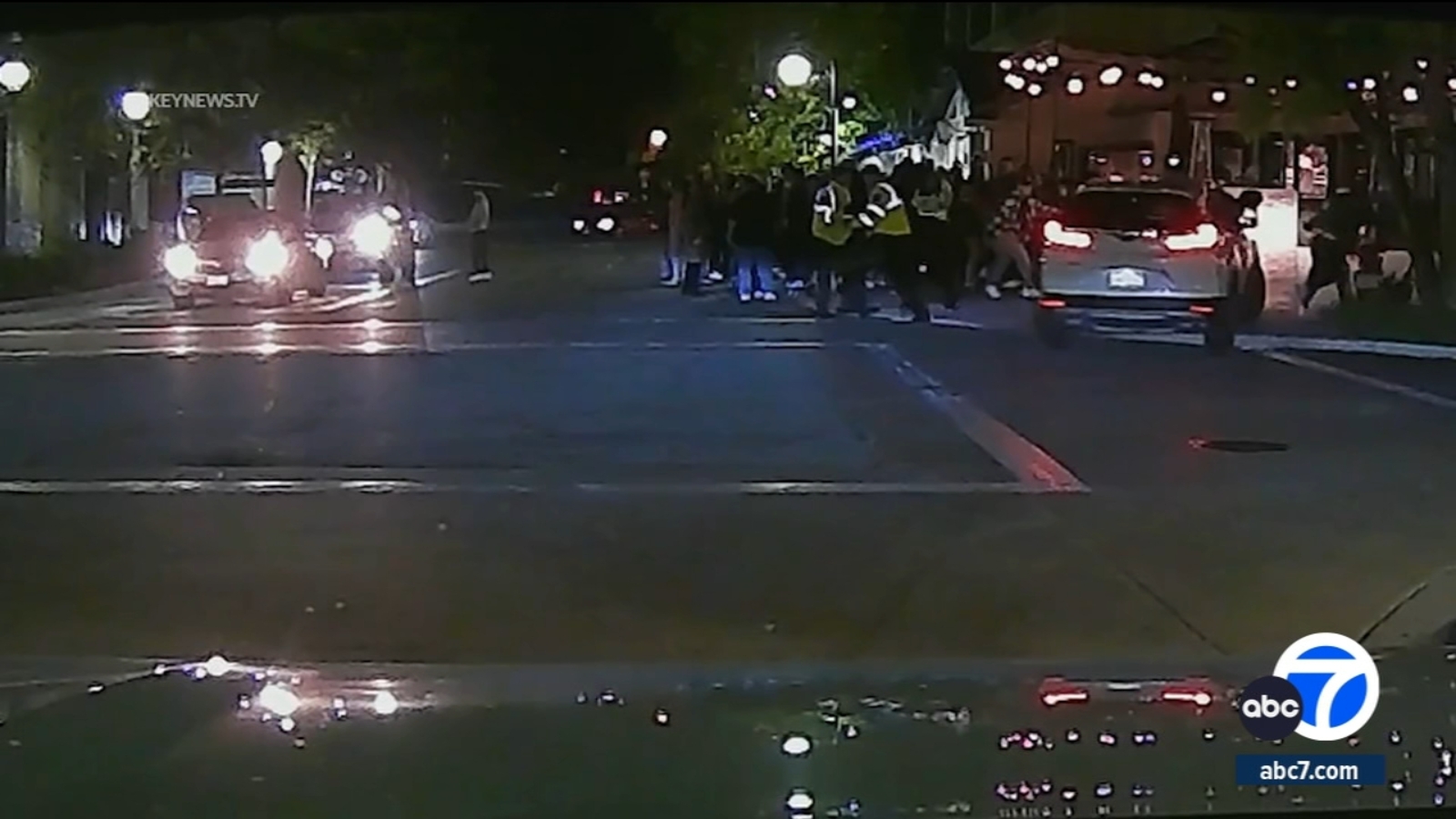 Caught on video Hitandrun driver barrels onto sidewalk hitting group of pedestrians in Valencia