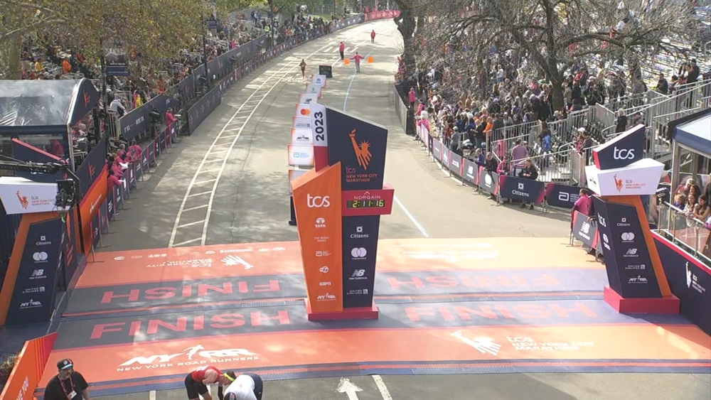 Find Your Finish: Those Crossing from 11:15am through 11:45am